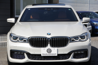BMW 7シリーズ 740d Xdrive Mｽﾎﾟｰﾂ ﾘｱｺﾝﾌｫｰﾄP 1ｵｰﾅ ﾘｱｴﾝﾀｰﾃｲﾒﾝﾄ ﾘｱﾓﾆﾀｰ ﾀｯﾁｺﾏﾝﾄﾞﾋｰﾄｺﾝﾌｫｰﾄP ｻﾝﾙｰﾌ ﾚｰｻﾞｰﾗｲﾄ ﾃﾞｨｽﾌﾟﾚｲｷｰ ﾘﾓｰﾄﾊﾟｰｷﾝｸﾞﾏｯｻｰｼﾞ&ﾍﾞﾝﾁﾚｰｼｮﾝ ｺﾆｬｯｸﾚｻﾞｰ 360度ｶﾒﾗ 4WD 3.0Lﾃﾞｨｰｾﾞﾙﾀｰﾎﾞ2年保証