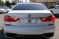 BMW 7シリーズ 740d Xdrive Mｽﾎﾟｰﾂ ﾘｱｺﾝﾌｫｰﾄP 1ｵｰﾅ ﾘｱｴﾝﾀｰﾃｲﾒﾝﾄ ﾘｱﾓﾆﾀｰ ﾀｯﾁｺﾏﾝﾄﾞﾋｰﾄｺﾝﾌｫｰﾄP ｻﾝﾙｰﾌ ﾚｰｻﾞｰﾗｲﾄ ﾃﾞｨｽﾌﾟﾚｲｷｰ ﾘﾓｰﾄﾊﾟｰｷﾝｸﾞﾏｯｻｰｼﾞ&ﾍﾞﾝﾁﾚｰｼｮﾝ ｺﾆｬｯｸﾚｻﾞｰ 360度ｶﾒﾗ 4WD 3.0Lﾃﾞｨｰｾﾞﾙﾀｰﾎﾞ2年保証