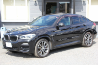 BMW X4 Xdrive30i Mｽﾎﾟｰﾂ ｾﾚｸﾄP ﾊﾟﾉﾗﾏｻﾝﾙｰﾌ 全席ﾋｰﾀｰ黒革 ｱｸﾃｨﾌﾞﾍﾞﾝﾁﾚｰｼｮﾝ ﾊｰﾏﾝｶｰﾄﾞﾝ ｼﾞｪｽﾁｬｰC 液晶ﾒｰﾀｰ 追従ACC ｽﾃｱﾘﾝｸﾞｻﾎﾟｰﾄ HUD ｵﾌﾟｼｮﾝ20AW ﾀｯﾁ画面HDDﾅﾋﾞ360度ｶﾒﾗ LEDﾍｯﾄﾞﾗｲﾄ ｵｰﾄﾊｲﾋﾞｰﾑ 電動ﾄﾗﾝｸ 2年保証