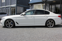 BMW 5シリーズ 540i Xdrive Mｽﾎﾟｰﾂ ｲﾉﾍﾞｰｼｮﾝ&ｺﾝﾌｫｰﾄP 直6ﾀｰﾎﾞ4WD 340馬力 ｻﾝﾙｰﾌ 全席ﾋｰﾀｰ黒革 ﾏｯｻｰｼﾞ&ﾍﾞﾝﾁﾚｰｼｮﾝ ｼﾞｪｽﾁｬｰC 純正可変&ｼｭﾆｯﾂｧｰｻｽ 3Ddesign20AW 液晶ﾒｰﾀｰ HUD 追従ACC LEDﾍｯﾄﾞﾗｲﾄ ﾀｯﾁ画面HDDﾅﾋﾞTV Mspﾌﾞﾚｰｷ 2年保証