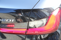 BMW 3シリーズ 320i Mｽﾎﾟｰﾂ ﾃﾞﾋﾞｭｰ&ｺﾝﾌｫｰﾄP ｻﾝﾙｰﾌ ﾋｰﾀｰ黒革 専用ﾌﾞﾙｰｽﾃｯﾁ 19AW 追従ACC ｽﾃｱﾘﾝｸﾞｻﾎﾟｰﾄ LEDﾍｯﾄﾞﾗｲﾄ ｵｰﾄﾊｲﾋﾞｰﾑ 電動ﾄﾗﾝｸ ｱｯﾌﾟﾙｶｰﾌﾟﾚｲ ﾀｯﾁ画面HDDﾅﾋﾞﾜｲﾔﾚｽ充電 Hi-fiｽﾋﾟｰｶｰ Pｱｼｽﾄ 専用ｴｱﾛ 2年保証