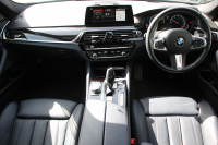 BMW 5シリーズ 530i ｴﾃﾞｨｼｮﾝﾐｯｼｮﾝｲﾝﾎﾟｯｼﾌﾞﾙ 特別仕様車 252馬力 ﾅｲﾄﾌﾞﾙｰﾚｻﾞｰ ｱﾀﾞﾌﾟﾃｨﾌﾞｻｽ ﾊｰﾏﾝｶｰﾄﾞﾝ HUD 追従ACC ｽﾃｱﾘﾝｸﾞｻﾎﾟｰﾄ ﾀｯﾁ画面HDDﾅﾋﾞTV LEDﾍｯﾄﾞﾗｲﾄ ｵｰﾄﾊｲﾋﾞｰﾑ 電動ﾄﾗﾝｸ 360度ｶﾒﾗ 全席ﾋｰﾀｰ 専用ﾌﾞﾗｯｸ19AW 2年保証