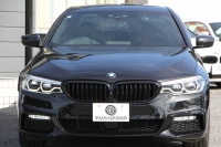 BMW 5シリーズ 530i ｴﾃﾞｨｼｮﾝﾐｯｼｮﾝｲﾝﾎﾟｯｼﾌﾞﾙ 特別仕様車 252馬力 ﾅｲﾄﾌﾞﾙｰﾚｻﾞｰ ｱﾀﾞﾌﾟﾃｨﾌﾞｻｽ ﾊｰﾏﾝｶｰﾄﾞﾝ HUD 追従ACC ｽﾃｱﾘﾝｸﾞｻﾎﾟｰﾄ ﾀｯﾁ画面HDDﾅﾋﾞTV LEDﾍｯﾄﾞﾗｲﾄ ｵｰﾄﾊｲﾋﾞｰﾑ 電動ﾄﾗﾝｸ 360度ｶﾒﾗ 全席ﾋｰﾀｰ 専用ﾌﾞﾗｯｸ19AW 2年保証