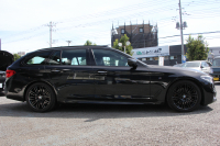 BMW 5シリーズ 523i ﾂｰﾘﾝｸﾞｴﾃﾞｨｼｮﾝﾐｯｼｮﾝｲﾝﾎﾟｯｼﾌﾞﾙ 特別仕様車 ﾅｲﾄﾌﾞﾙｰﾚｻﾞｰ HUD ﾊｰﾏﾝｶｰﾄﾞﾝ 追従ACC ｽﾃｱﾘﾝｸﾞｻﾎﾟｰﾄ ﾀｯﾁ画面HDDﾅﾋﾞTV LEDﾍｯﾄﾞﾗｲﾄ ｵｰﾄﾊｲﾋﾞｰﾑ 電動ﾄﾗﾝｸ 360度ｶﾒﾗ 全席ﾋｰﾀｰ ﾌﾞﾗｯｸ19AW 2年保証