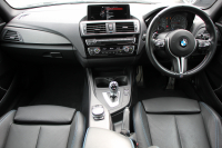 BMW Mシリーズ M2ｸｰﾍﾟMDCT 370馬力 直6ﾀｰﾎﾞ7速DCT ﾋｰﾀｰ黒革 ﾊｰﾏﾝｶｰﾄﾞﾝｻｳﾝﾄﾞH&Rｻｽ iﾄﾞﾗｲﾌﾞHDDﾅﾋﾞBｶﾒﾗ 専用19AW 衝突軽減ﾌﾞﾚｰｷ 車線逸脱警告 歩行者警告 ﾌﾞﾚｰｷ付ｸﾙｺﾝ ｽﾏｰﾄｷｰ ｶｰﾎﾞﾝｲﾝﾃﾘｱﾄﾘﾑ ﾊﾟﾄﾞﾙｼﾌﾄ 2年保証