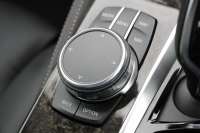 BMW 5シリーズ 530i Mｽﾎﾟｰﾂ 型式変更後｢JR20｣ 252馬力 全席ﾋｰﾀｰ黒革 HUD 追従ACC ｽﾃｱﾘﾝｸﾞｻﾎﾟｰﾄ 変更後全面液晶ﾒｰﾀｰ LEDﾍｯﾄﾞﾗｲﾄ ｵｰﾄﾊｲﾋﾞｰﾑ ﾀｯﾁ画面HDDﾅﾋﾞTV 360度ｶﾒﾗ Mspﾌﾞﾚｰｷ 19AW 電動ﾄﾗﾝｸ 専用ｴｱﾛ 2年保証