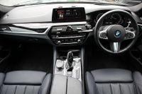 BMW 5シリーズ 530i ｴﾃﾞｨｼｮﾝﾐｯｼｮﾝｲﾝﾎﾟｯｼﾌﾞﾙ 特別仕様車 252馬力 ﾅｲﾄﾌﾞﾙｰﾚｻﾞｰ ｱﾀﾞﾌﾟﾃｨﾌﾞｻｽ ﾊｰﾏﾝｶｰﾄﾞﾝ HUD 追従ACC ｽﾃｱﾘﾝｸﾞｻﾎﾟｰﾄ ﾀｯﾁ画面HDDﾅﾋﾞTV LEDﾍｯﾄﾞﾗｲﾄ ｵｰﾄﾊｲﾋﾞｰﾑ 電動ﾄﾗﾝｸ 360度ｶﾒﾗ 全席ﾋｰﾀｰ 専用ﾌﾞﾗｯｸ19AW 2年保証