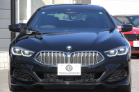 BMW 8シリーズ 840i ｸﾞﾗﾝｸｰﾍﾟMｽﾎﾟｰﾂ ﾊﾟﾉﾗﾏｻﾝﾙｰﾌ indiviﾒﾘﾉﾚｻﾞｰ ﾅｲﾄﾌﾞﾙｰ&ﾌﾞﾗｯｸﾚｻﾞｰ ﾚｰｻﾞｰﾗｲﾄ ｵﾌﾟｼｮﾝ20AW ﾊｰﾏﾝｶｰﾄﾞﾝｻｳﾝﾄﾞｸﾘｽﾀﾙﾌｨﾆｯｼｭ 360度ｶﾒﾗ 追従ACC HUD 全席ﾋｰﾀｰ ﾌﾛﾝﾄﾍﾞﾝﾁﾚｰｼｮﾝ ｿﾌﾄｸﾛｰｽﾞﾄﾞｱ 2年保証