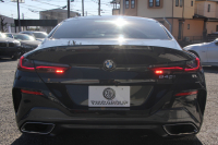 BMW 8シリーズ 840i ｸﾞﾗﾝｸｰﾍﾟMｽﾎﾟｰﾂ ﾊﾟﾉﾗﾏｻﾝﾙｰﾌ indiviﾒﾘﾉﾚｻﾞｰ ﾅｲﾄﾌﾞﾙｰ&ﾌﾞﾗｯｸﾚｻﾞｰ ﾚｰｻﾞｰﾗｲﾄ ｵﾌﾟｼｮﾝ20AW ﾊｰﾏﾝｶｰﾄﾞﾝｻｳﾝﾄﾞｸﾘｽﾀﾙﾌｨﾆｯｼｭ 360度ｶﾒﾗ 追従ACC HUD 全席ﾋｰﾀｰ ﾌﾛﾝﾄﾍﾞﾝﾁﾚｰｼｮﾝ ｿﾌﾄｸﾛｰｽﾞﾄﾞｱ 2年保証