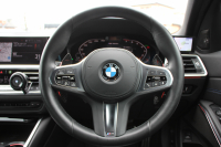 BMW 3シリーズ M340i ｲﾉﾍﾞｰｼｮﾝP 直6ﾀｰﾎﾞ4WD 387馬力 ﾋｰﾀｰ黒革 ﾚｰｻﾞｰﾗｲﾄ 3Dﾃﾞｻﾞｲﾝﾏﾌﾗｰ Mﾊﾟﾌｫｰﾏﾝｽｴｱﾛ EVENTURIｶｰﾎﾞﾝｴｱｰｲﾝﾃｰｸ 電動ﾄﾗﾝｸ ACｼｭﾆｯﾂｧｰｻｽ ｱﾀﾞﾌﾟﾃｨﾌﾞMｻｽ 追従ACC HUD 360度ｶﾒﾗ ﾊｰﾏﾝｶｰﾄﾞﾝ ｼﾞｪｽﾁｬｰC 2年保証