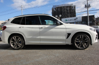 BMW X3 M40d ｾﾚｸﾄP 326馬力 3.0Lﾃﾞｨｰｾﾞﾙﾀｰﾎﾞﾊﾟﾉﾗﾏｻﾝﾙｰﾌ 全席ﾋｰﾀｰ黒革  ﾊｰﾏﾝｶｰﾄﾞﾝｻｳﾝﾄﾞHUD ﾘｱｼｰﾄ可倒調整 専用21AW Mｽﾎﾟｰﾂﾃﾞﾌ&ﾌﾞﾚｰｷ 追従ACC ｽﾃｱﾘﾝｸﾞｻﾎﾟｰﾄ ﾀｯﾁ画面HDDﾅﾋﾞTV 360度ｶﾒﾗ ｱﾝﾋﾞｴﾝﾄﾗｲﾄ 電動ﾄﾗﾝｸ 2年保証