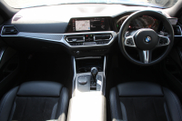 BMW 3シリーズ 320i Mｽﾎﾟｰﾂ ｲﾉﾍﾞｰｼｮﾝP ﾌｧｽﾄﾄﾗｯｸP ｻｳﾝﾄﾞP ｺﾝﾌｫｰﾄP Pｱｼｽﾄﾌﾟﾗｽ ﾚｰｻﾞｰﾗｲﾄ ｱﾀﾞﾌﾟﾃｨﾌﾞMｻｽ ﾊｰﾏﾝｶｰﾄﾞﾝｻｳﾝﾄﾞﾌﾙｾｸﾞTV HUD 360度ｶﾒﾗ ｼﾞｪｽﾁｬｰC Mspﾌﾞﾚｰｷ 19AW 追従ACC ｽﾃｱﾘﾝｸﾞｻﾎﾟｰﾄ ｼｰﾄﾋｰﾀｰ ｶｰﾌﾟﾚｲ 2年保証