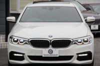 BMW 5シリーズ 523i Mｽﾎﾟｰﾂ ﾊｲﾗｲﾝ ｲﾉﾍﾞｰｼｮﾝP ｻﾝﾙｰﾌ 全席ﾋｰﾀｰ黒革 ﾃﾞｨｽﾌﾟﾚｲｷｰ HUD ｼﾞｪｽﾁｬｰC ﾜｲﾔﾚｽ充電 追従ACC ｽﾃｱﾘﾝｸﾞｻﾎﾟｰﾄ ﾀｯﾁ画面HDDﾅﾋﾞTV LEDﾍｯﾄﾞﾗｲﾄ ｵｰﾄﾊｲﾋﾞｰﾑ 360度ｶﾒﾗ 19AW 電動ﾄﾗﾝｸ 2年保証
