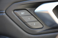 BMW 3シリーズ 320i Mｽﾎﾟｰﾂ ﾃﾞﾋﾞｭｰ&ｺﾝﾌｫｰﾄP ﾋｰﾀｰ黒革 専用ﾌﾞﾙｰｽﾃｯﾁ 19AW 追従ACC ｽﾃｱﾘﾝｸﾞｻﾎﾟｰﾄ LEDﾍｯﾄﾞﾗｲﾄ ｵｰﾄﾊｲﾋﾞｰﾑ 電動ﾄﾗﾝｸ ｱｯﾌﾟﾙｶｰﾌﾟﾚｲ ﾌﾙｾｸﾞTV  ﾀｯﾁ画面HDDﾅﾋﾞﾜｲﾔﾚｽ充電 Hi-fiｽﾋﾟｰｶｰ Pｱｼｽﾄ 専用ｴｱﾛ 2年保証