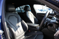 BMW 5シリーズ 530i Mｽﾎﾟｰﾂ 252馬力 1ｵﾅ ｻﾝﾙｰﾌ 全席ﾋｰﾀｰ黒革 ﾌﾞﾗｯｸ19AW Mspﾌﾞﾚｰｷ 追従ACC ｽﾃｱﾘﾝｸﾞｻﾎﾟｰﾄ LEDﾍｯﾄﾞﾗｲﾄ ﾊｲﾋﾞｰﾑｱｼｽﾄ ﾀｯﾁ画面HDDﾅﾋﾞTV 360度ｶﾒﾗ Pｱｼｽﾄﾌﾟﾗｽ 電動ﾄﾗﾝｸ 専用ｴｱﾛ ﾊﾟﾄﾞﾙｼﾌﾄ 2年保証