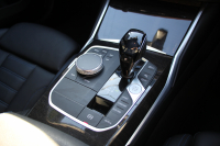 BMW 3シリーズ 320d Xdrive Mｽﾎﾟｰﾂ ｲﾉﾍﾞｰｼｮﾝP ﾃﾞﾋﾞｭｰP ｺﾝﾌｫｰﾄP 4WD ﾋｰﾀｰ黒革  BMWﾚｰｻﾞｰﾗｲﾄ HUD ｼﾞｪｽﾁｬｰC 追従ACC ｽﾃｱﾘﾝｸﾞｻﾎﾟｰﾄ ｱｯﾌﾟﾙｶｰﾌﾟﾚｲ ﾀｯﾁ画面HDDﾅﾋﾞBMWﾗｲﾌﾞｺｯｸﾋﾟｯﾄﾞ電動ﾄﾗﾝｸ Hi-fiｽﾋﾟｰｶｰ 2年保証