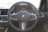 BMW 3シリーズ 320d Xdrive Mｽﾎﾟｰﾂ ｲﾉﾍﾞｰｼｮﾝP ﾃﾞﾋﾞｭｰP ｺﾝﾌｫｰﾄP 4WD ﾋｰﾀｰ黒革  BMWﾚｰｻﾞｰﾗｲﾄ HUD ｼﾞｪｽﾁｬｰC 追従ACC ｽﾃｱﾘﾝｸﾞｻﾎﾟｰﾄ ｱｯﾌﾟﾙｶｰﾌﾟﾚｲ ﾀｯﾁ画面HDDﾅﾋﾞBMWﾗｲﾌﾞｺｯｸﾋﾟｯﾄﾞ電動ﾄﾗﾝｸ Hi-fiｽﾋﾟｰｶｰ 2年保証