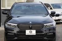 BMW 5シリーズ 523i ﾂｰﾘﾝｸﾞﾌﾞﾗｯｸｱｳﾄ 特別仕様車 HUD ﾊｰﾏﾝｶｰﾄﾞﾝ 追従ACC ｽﾃｱﾘﾝｸﾞｻﾎﾟｰﾄ LEDﾍｯﾄﾞﾗｲﾄ ｵｰﾄﾊｲﾋﾞｰﾑ ﾀｯﾁ画面HDDﾅﾋﾞTV 360度ﾊﾟﾉﾗﾏｶﾒﾗ Pｱｼｽﾄﾌﾟﾗｽ 電動ﾄﾗﾝｸ ﾌﾞﾗｯｸ19AW 液晶ﾒｰﾀｰ ｽﾏｰﾄｷｰ 2年保証