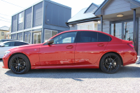 BMW 3シリーズ 320d Xdrive Mｽﾎﾟｰﾂ ｴﾃﾞｨｼｮﾝｻﾝﾗｲｽﾞ50台限定車 ﾋｰﾀｰ黒革 ﾚｰｻﾞｰﾗｲﾄ ｱﾀﾞﾌﾟﾃｨﾌﾞMｻｽ 専用19AW Mﾘｱｽﾎﾟｲﾗｰ Mｼｰﾄﾍﾞﾙﾄ 追従ACC ｽﾃｱﾘﾝｸﾞｻﾎﾟｰﾄ BMWﾗｲﾌﾞｺｯｸﾋﾟｯﾄﾞｱｯﾌﾟﾙｶｰﾌﾟﾚｲ ﾜｲﾔﾚｽ充電 2年保証