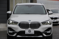 BMW X1 Xdrive18d Xﾗｲﾝ ｴﾃﾞｨｼｮﾝｼﾞｮｲﾌﾟﾗｽ ﾊｲﾗｲﾝ&ｺﾝﾌｫｰﾄP 後期 ﾌｪｲｽﾘﾌﾄ後 真珠色 ﾋｰﾀｰ黒革 追従ACC ﾌﾙｾｸﾞTV LEDﾍｯﾄﾞﾗｲﾄ 電動ﾄﾗﾝｸ ﾀｯﾁ画面HDDﾅﾋﾞ衝突軽減ﾌﾞﾚｰｷ 車線逸脱警告 歩行者警告 専用18AW ｳｯﾄﾞﾊﾟﾈﾙ 2年保証