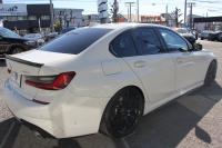 BMW 3シリーズ 330i Mｽﾎﾟｰﾂ ﾃﾞﾋﾞｭｰ&ｺﾝﾌｫｰﾄP 高出力 258馬力 ﾋｰﾀｰ黒革 専用ﾌﾞﾙｰｽﾃｯﾁ HUD 追従ACC ｽﾃｱﾘﾝｸﾞｻﾎﾟｰﾄ Mｽﾎﾟｰﾂﾌﾞﾚｰｷ ﾚｲｽﾞ19AW 3Dﾃﾞｻﾞｲﾝｴｱﾛ LEDﾍｯﾄﾞﾗｲﾄ ｵｰﾄﾊｲﾋﾞｰﾑ 360度ｶﾒﾗ 電動ﾄﾗﾝｸ Hi-fiｽﾋﾟｰｶｰ BMWﾗｲﾌﾞｺｯｸﾋﾟｯﾄ 2年保証