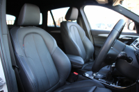 BMW X1 Xdrive18d Mｽﾎﾟｰﾂ ﾊｲﾗｲﾝ ｺﾝﾌｫｰﾄP 4WD 変更後 ﾀｯﾁﾊﾟﾈﾙ対応HDDﾅﾋﾞﾋｰﾀｰ黒革 電動ｼｰﾄ&ﾒﾓﾘｰ 追従ACC HUD Pｱｼｽﾄ Bｶﾒﾗ 電動ﾄﾗﾝｸ 衝突軽減ﾌﾞﾚｰｷ 車線逸脱警告 歩行者警告 LEDﾍｯﾄﾞﾗｲﾄ 2年保証