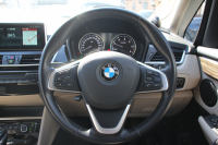 BMW 2シリーズ 218d ｸﾞﾗﾝﾂｱﾗｰ ﾗｸﾞｼﾞｭｱﾘｰ 後期 ﾌｪｲｽﾘﾌﾄ後 3列7人乗り ADｱｸﾃｨﾌﾞｾｰﾌﾃｨ&ｺﾝﾌｫｰﾄP 追従ACC HUD 受注生産OPｵｲｽﾀｰﾚｻﾞｰ 電動ﾄﾗﾝｸ LEDﾍｯﾄﾞﾗｲﾄ ﾒﾓﾘｰ付電動ｼｰﾄ ﾀｯﾁ画面HDDﾅﾋﾞﾊﾟｰｷﾝｸﾞｱｼｽﾄ 2年保証