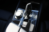 BMW 5シリーズ 530i ｴﾃﾞｨｼｮﾝﾐｯｼｮﾝｲﾝﾎﾟｯｼﾌﾞﾙ 特別仕様車 1ｵｰﾅ 252馬力 ﾅｲﾄﾌﾞﾙｰﾚｻﾞｰ ｱﾀﾞﾌﾟﾃｨﾌﾞｻｽ ﾊｰﾏﾝｶｰﾄﾞﾝ HUD 追従ACC ｽﾃｱﾘﾝｸﾞｻﾎﾟｰﾄ ﾀｯﾁ画面HDDﾅﾋﾞTV LEDﾍｯﾄﾞﾗｲﾄ ｵｰﾄﾊｲﾋﾞｰﾑ 電動ﾄﾗﾝｸ 360度ｶﾒﾗ 全席ﾋｰﾀｰ 専用ﾌﾞﾗｯｸ19AW 2年保証