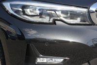 BMW 3シリーズ 320i ﾋﾟｭｱｴﾚｶﾞﾝｽ 首都圏100台限定車 ｳﾞｧｰﾈｽｶﾓｶﾚｻﾞｰ ｼｰﾄﾋｰﾀｰ ﾗﾝﾊﾞｰｻﾎﾟｰﾄ ﾌﾟﾗｽP ｺﾝﾌｫｰﾄP ｽﾃｱﾘﾝｸﾞｻﾎﾟｰﾄ 追従ACC BMWﾗｲﾌﾞｺｯｸﾋﾟｯﾄﾀｯﾁﾊﾟﾈﾙ対応HDDﾅﾋﾞ360度ｶﾒﾗ ﾜｲﾔﾚｽ充電 LEDﾍｯﾄﾞﾗｲﾄ ｵｰﾄﾊｲﾋﾞｰﾑ 電動ﾄﾗﾝｸ 2年保証