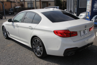 BMW 5シリーズ 523d Mｽﾎﾟｰﾂ ﾊｲﾗｲﾝ 変更後ﾓﾃﾞﾙ 新液晶ﾒｰﾀｰ 全席ﾋｰﾀｰ黒革 HUD LEDﾍｯﾄﾞﾗｲﾄ 追従ACC ｽﾃｱﾘﾝｸﾞｻﾎﾟｰﾄ ｵｰﾄﾊｲﾋﾞｰﾑ ﾀｯﾁ画面HDDﾅﾋﾞﾌﾙｾｸﾞTV 360度ｶﾒﾗ 電動ﾄﾗﾝｸ 専用ｴｱﾛ 19AW ﾊﾟﾄﾞﾙｼﾌﾄ ｱﾝﾋﾞｴﾝﾄﾗｲﾄ 2年保証