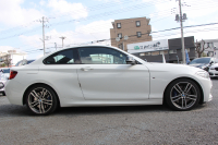 BMW 2シリーズ M240i ｸｰﾍﾟ後期 変更後ﾓﾃﾞﾙ 1ｵｰﾅ 追従ACC B58新ｴﾝｼﾞﾝ 直6ﾀｰﾎﾞ340馬力 LEDﾍｯﾄﾞﾗｲﾄ LEDﾃｰﾙ ｱﾀﾞﾌﾟﾃｨﾌﾞMｻｽ 専用ﾌﾞﾚｰｷ ﾀｯﾁ画面HDDﾅﾋﾞPｱｼｽﾄ ﾊﾟﾄﾞﾙｼﾌﾄ 8速AT 衝突軽減ﾌﾞﾚｰｷ ｼｰﾄﾋｰﾀｰ ｾﾘｳﾑｸﾞﾚｰ18AW&ｸﾞﾘﾙ 2年保証