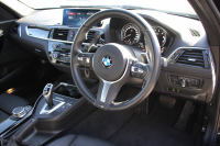 BMW 1シリーズ M140i ｴﾃﾞｨｼｮﾝｼｬﾄﾞｰ 後期 340馬力 直6ﾀｰﾎﾞ後輪駆動最終 ﾋｰﾀｰ黒革 LEDﾍｯﾄﾞﾗｲﾄ ｱﾀﾞﾌﾟﾃｨﾌﾞMｻｽ 専用ﾌﾞﾚｰｷ 18AW ﾀｯﾁ画面HDDﾅﾋﾞPｱｼｽﾄ 衝突軽減ﾌﾞﾚｰｷ 車線逸脱警告 歩行者警告 ﾌﾞﾚｰｷ付ｸﾙｺﾝ 2年保証