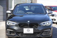 BMW 1シリーズ M140i ｴﾃﾞｨｼｮﾝｼｬﾄﾞｰ 後期 340馬力 直6ﾀｰﾎﾞ後輪駆動最終 ﾋｰﾀｰ黒革 LEDﾍｯﾄﾞﾗｲﾄ ｱﾀﾞﾌﾟﾃｨﾌﾞMｻｽ 専用ﾌﾞﾚｰｷ 18AW ﾀｯﾁ画面HDDﾅﾋﾞPｱｼｽﾄ 衝突軽減ﾌﾞﾚｰｷ 車線逸脱警告 歩行者警告 ﾌﾞﾚｰｷ付ｸﾙｺﾝ 2年保証