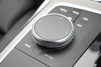 BMW 3シリーズ 320i Mｽﾎﾟｰﾂ ｺﾝﾌｫｰﾄP ｼｰﾄﾋｰﾀｰ ｵﾌﾟｼｮﾝ19AW 追従ACC ｽﾃｱﾘﾝｸﾞｻﾎﾟｰﾄ BMWﾗｲﾌﾞｺｯｸﾋﾟｯﾄﾞLEDﾍｯﾄﾞﾗｲﾄ ｵｰﾄﾊｲﾋﾞｰﾑ ﾜｲﾔﾚｽ充電 ﾊｰﾌﾚｻﾞｰ電動ｼｰﾄ 電動ﾄﾗﾝｸ 3ｿﾞｰﾝｴｱｺﾝ ｱｯﾌﾟﾙｶｰﾌﾟﾚｲ ﾀｯﾁ画面HDDﾅﾋﾞ2年保証