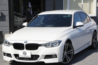 BMW 3シリーズ 320i Mｽﾎﾟｰﾂ ﾌｧｽﾄﾄﾗｯｸP 後期 8A新ｴﾝｼﾞﾝ ｱﾀﾞﾌﾟﾃｨﾌﾞMｻｽ Mｽﾎﾟｰﾂﾌﾞﾚｰｷ 19AW LEDﾍｯﾄﾞﾗｲﾄ&ﾃｰﾙ 追従ACC ﾚｰﾝﾁｪﾝｼﾞ警告 衝突軽減ﾌﾞﾚｰｷ 車線逸脱警告 歩行者警告 ﾌﾙｾｸﾞTV HDDﾅﾋﾞBluetooth接続 専用ｴｱﾛ ﾊﾟﾄﾞﾙｼﾌﾄ 2年保証