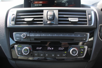 BMW Mシリーズ M2ｸｰﾍﾟMDCT ｻﾝﾙｰﾌ 370馬力 直6ﾀｰﾎﾞ7速DCT ﾋｰﾀｰ黒革 ﾊｰﾏﾝｶｰﾄﾞﾝｻｳﾝﾄﾞﾌﾙｾｸﾞTV HDDﾅﾋﾞBｶﾒﾗ 専用19AW 衝突軽減ﾌﾞﾚｰｷ 車線逸脱警告 歩行者警告 ﾌﾞﾚｰｷ付ｸﾙｺﾝ ｽﾏｰﾄｷｰ ｶｰﾎﾞﾝｲﾝﾃﾘｱﾄﾘﾑ ﾊﾟﾄﾞﾙｼﾌﾄ 2年保証