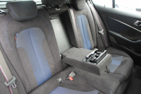 BMW 1シリーズ M135i Xdrive ﾃﾞﾋﾞｭｰP ｺﾝﾌｫｰﾄP 4WD 306馬力 Mｽﾎﾟｰﾂｼｰﾄ ｱﾀﾞﾌﾟﾃｨﾌﾞｻｽ Mｼｰﾄﾍﾞﾙﾄ ｼｰﾄﾋｰﾀｰ BMWﾗｲﾌﾞｺｯｸﾋﾟｯﾄ 追従ACC 電動ﾄﾗﾝｸ ｱｯﾌﾟﾙｶｰﾌﾟﾚｲ 純正HDDﾅﾋﾞPｱｼｽﾄ LEDﾍｯﾄﾞﾗｲﾄ ﾚｰﾝC警告 衝突軽減ﾌﾞﾚｰｷ 2年保証