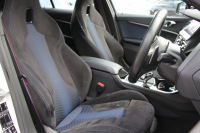 BMW 1シリーズ M135i Xdrive ﾃﾞﾋﾞｭｰP ｺﾝﾌｫｰﾄP 4WD 306馬力 Mｽﾎﾟｰﾂｼｰﾄ ｱﾀﾞﾌﾟﾃｨﾌﾞｻｽ Mｼｰﾄﾍﾞﾙﾄ ｼｰﾄﾋｰﾀｰ BMWﾗｲﾌﾞｺｯｸﾋﾟｯﾄ 追従ACC 電動ﾄﾗﾝｸ ｱｯﾌﾟﾙｶｰﾌﾟﾚｲ 純正HDDﾅﾋﾞPｱｼｽﾄ LEDﾍｯﾄﾞﾗｲﾄ ﾚｰﾝC警告 衝突軽減ﾌﾞﾚｰｷ 2年保証