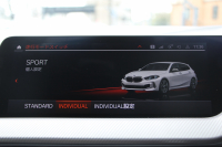 BMW 1シリーズ M135i Xdrive ﾃﾞﾋﾞｭｰP ｺﾝﾌｫｰﾄP 4WD 306馬力 Mｽﾎﾟｰﾂｼｰﾄ ｱﾀﾞﾌﾟﾃｨﾌﾞｻｽ Mｼｰﾄﾍﾞﾙﾄ ｼｰﾄﾋｰﾀｰ BMWﾗｲﾌﾞｺｯｸﾋﾟｯﾄ 追従ACC 電動ﾄﾗﾝｸ ｱｯﾌﾟﾙｶｰﾌﾟﾚｲ 純正HDDﾅﾋﾞPｱｼｽﾄ LEDﾍｯﾄﾞﾗｲﾄ ﾚｰﾝC警告 衝突軽減ﾌﾞﾚｰｷ 2年保証