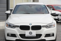 BMW 3シリーズ 320i Mｽﾎﾟｰﾂ 前期最終 追従ACC ﾋｰﾀｰ赤革 MPerformance20AW&ｲﾝﾃﾘｱﾄﾘﾑ&ｽﾃｱﾘﾝｸﾞﾎｲｰﾙ 衝突軽減ﾌﾞﾚｰｷ 車線逸脱警告 歩行者警告 ﾀｯﾁﾊﾟｯﾄﾞ対応HDDﾅﾋﾞﾐﾗｰETC2.0 専用ｴｱﾛ 直噴ﾀｰﾎﾞ8速AT 2年保証