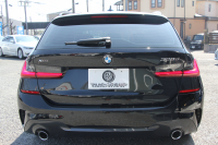 BMW 3シリーズ 320d Xdrive ﾂｰﾘﾝｸﾞMｽﾎﾟｰﾂ ﾊｲﾗｲﾝ 4WD ｺﾆｬｯｸﾚｻﾞｰ ｼｰﾄﾋｰﾀｰ 360度ｶﾒﾗ LEDﾍｯﾄﾞﾗｲﾄ ｵｰﾄﾊｲﾋﾞｰﾑ ｱｯﾌﾟﾙｶｰﾌﾟﾚｲ BMWﾗｲﾌﾞｺｯｸﾋﾟｯﾄﾞ電動ﾄﾗﾝｸ 追従ACC ｽﾃｱﾘﾝｸﾞｻﾎﾟｰﾄ ｱﾝﾋﾞｴﾝﾄﾗｲﾄ ﾜｲﾔﾚｽ充電 2年保証