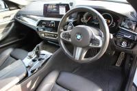 BMW 5シリーズ 530i Mｽﾎﾟｰﾂ 1ｵｰﾅ 高出力 252馬力 ｻﾝﾙｰﾌ 全席ﾋｰﾀｰ黒革 M550i用20ｲﾝﾁAW Mｽﾎﾟｰﾂﾌﾞﾚｰｷ 追従ACC ｽﾃｱﾘﾝｸﾞｻﾎﾟｰﾄ 液晶ﾒｰﾀｰ ﾀｯﾁ画面HDDﾅﾋﾞTV 360度ｶﾒﾗ LEDﾍｯﾄﾞﾗｲﾄ ｵｰﾄﾊｲﾋﾞｰﾑ 電動ﾄﾗﾝｸ 専用ｴｱﾛ 2年保証