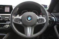 BMW 5シリーズ 523d Mｽﾎﾟｰﾂ ﾊｲﾗｲﾝ 変更後ﾓﾃﾞﾙ 1ｵｰﾅ 新液晶ﾒｰﾀｰ 全席ﾋｰﾀｰ黒革 HUD LEDﾍｯﾄﾞﾗｲﾄ 追従ACC ｽﾃｱﾘﾝｸﾞｻﾎﾟｰﾄ ｵｰﾄﾊｲﾋﾞｰﾑ ﾀｯﾁ画面HDDﾅﾋﾞﾌﾙｾｸﾞTV 360度ｶﾒﾗ 電動ﾄﾗﾝｸ 専用ｴｱﾛ 19AW ﾊﾟﾄﾞﾙｼﾌﾄ ｱﾝﾋﾞｴﾝﾄﾗｲﾄ 2年保証