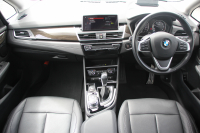 BMW 2シリーズ 218d Xdrive ｸﾞﾗﾝﾂｱﾗｰ ﾗｸﾞｼﾞｭｱﾘｰ 後期 4WD 真珠色 ﾌｪｲｽﾘﾌﾄ後 3列7人乗 ADｱｸﾃｨﾌﾞｾｰﾌﾃｨ&ｺﾝﾌｫｰﾄP 追従ACC HUD ﾋｰﾀｰ黒革 ﾌﾙｾｸﾞTV ﾌﾛﾝﾄ&ｻｲﾄﾞｶﾒﾗ 電動ﾄﾗﾝｸ LEDﾍｯﾄﾞﾗｲﾄ ﾀｯﾁ画面HDDﾅﾋﾞPｱｼｽﾄ 衝突軽減ﾌﾞﾚｰｷ 車線逸脱&歩行者警告 2年保証