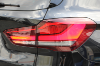 BMW X1 Xdrive18d Xﾗｲﾝ ﾊｲﾗｲﾝ ｱﾄﾞﾊﾞﾝｽﾄﾞP ｺﾝﾌｫｰﾄP 後期 ﾌｪｲｽﾘﾌﾄ後 ｵｲｽﾀｰﾚｻﾞｰ ｼｰﾄﾋｰﾀｰ 追従ACC HUD LEDﾍｯﾄﾞﾗｲﾄ&ﾃｰﾙ 電動ﾄﾗﾝｸ ｻﾃﾝｳｲﾝﾄﾞｳﾓｰﾙ ﾀｯﾁ画面HDDﾅﾋﾞﾜｲﾔﾚｽ充電 衝突軽減ﾌﾞﾚｰｷ 車線逸脱警告 歩行者警告 2年保証