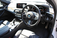 BMW 5シリーズ 530i ﾂｰﾘﾝｸﾞMｽﾎﾟｰﾂ 252馬力 ﾊﾟﾉﾗﾏｻﾝﾙｰﾌ ﾊｰﾏﾝｶｰﾄﾞﾝ 4ｿﾞｰﾝｴｱｺﾝ 全席ﾋｰﾀｰ黒革 HUD 追従ACC ｽﾃｱﾘﾝｸﾞｻﾎﾟｰﾄ 液晶ﾒｰﾀｰ ﾀｯﾁ画面HDDﾅﾋﾞTV 360度ｶﾒﾗ LEDﾍｯﾄﾞﾗｲﾄ ｵｰﾄﾊｲﾋﾞｰﾑ Mspﾌﾞﾚｰｷ 電動Rｹﾞｰﾄ 2年保証