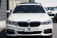 BMW 5シリーズ 530i ﾂｰﾘﾝｸﾞMｽﾎﾟｰﾂ 252馬力 ﾊﾟﾉﾗﾏｻﾝﾙｰﾌ ﾊｰﾏﾝｶｰﾄﾞﾝ 4ｿﾞｰﾝｴｱｺﾝ 全席ﾋｰﾀｰ黒革 HUD 追従ACC ｽﾃｱﾘﾝｸﾞｻﾎﾟｰﾄ 液晶ﾒｰﾀｰ ﾀｯﾁ画面HDDﾅﾋﾞTV 360度ｶﾒﾗ LEDﾍｯﾄﾞﾗｲﾄ ｵｰﾄﾊｲﾋﾞｰﾑ Mspﾌﾞﾚｰｷ 電動Rｹﾞｰﾄ 2年保証
