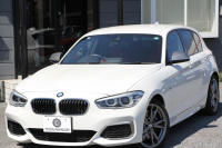 BMW 1シリーズ M140i 後期 340馬力 直6ﾀｰﾎﾞB58新ｴﾝｼﾞﾝ ﾋｰﾀｰ赤革 LEDﾍｯﾄﾞﾗｲﾄ ｱﾀﾞﾌﾟﾃｨﾌﾞMｻｽ 専用ﾌﾞﾚｰｷ 18AW HDDﾅﾋﾞ衝突軽減ﾌﾞﾚｰｷ 車線逸脱警告 歩行者警告 ﾌﾞﾚｰｷ付ｸﾙｺﾝ 専用ｴｱﾛ 後輪駆動 2年保証